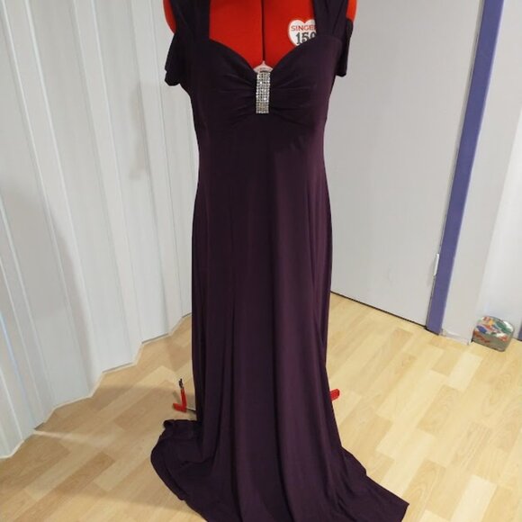 R & M Richards Full Length Dress in Deep Purple - Picture 1 of 8
